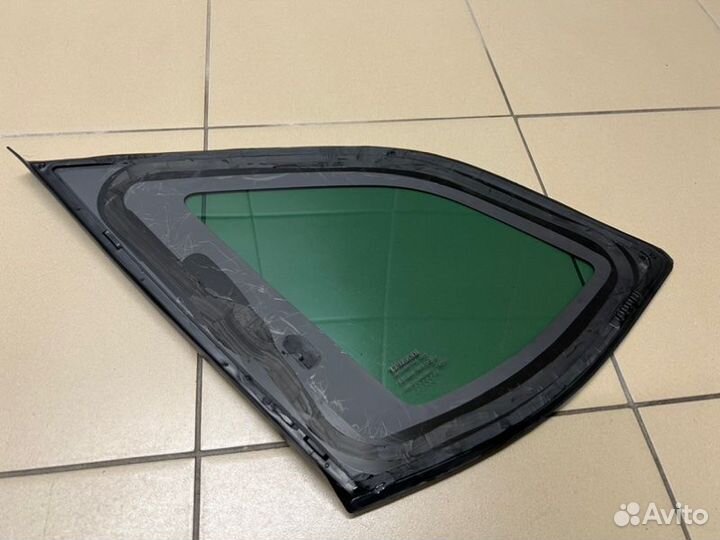 Стекло заднее правое Renault Kaptur 14000км 2019