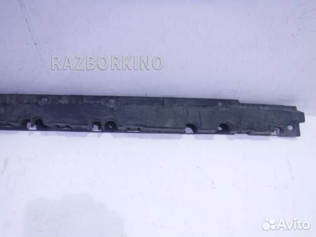 Кронштейн накладки порога