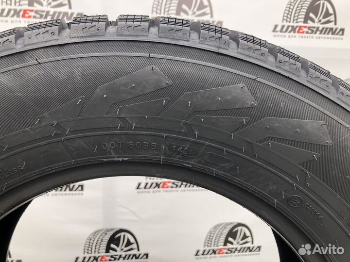 Ikon Tyres Nordman 7 SUV 215/65 R16 102T