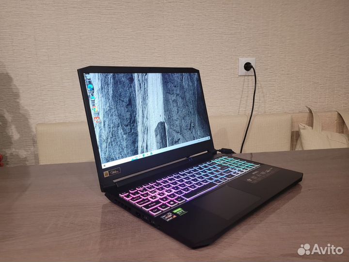 Мощный игровой ноутбук на RTX3080