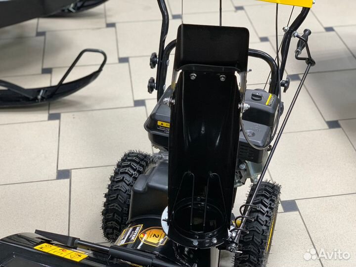 Снегоуборщик Huter SGC 5500X