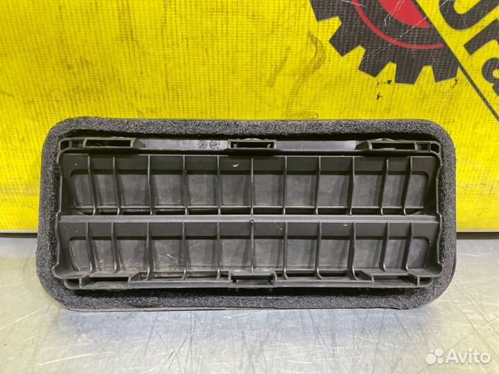 Решетка вентиляционная Kia Rio 4 FB 2017 - 2020
