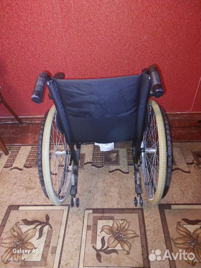 Коляска инвалидная