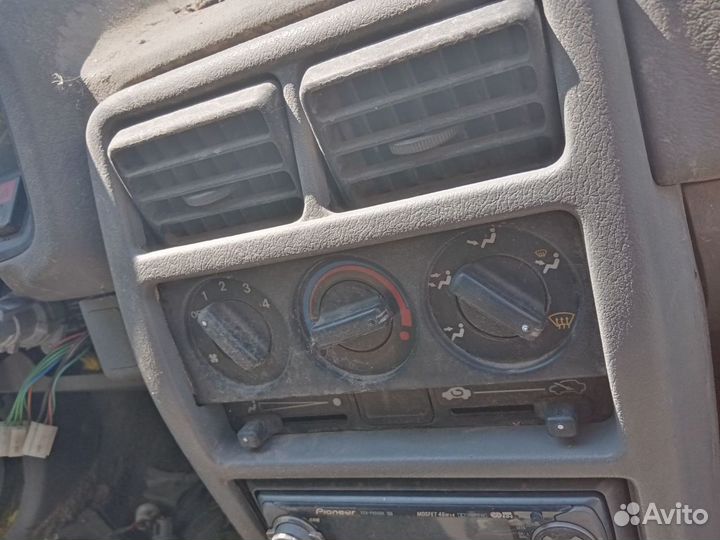 Блок управления отопителем Honda Concerto