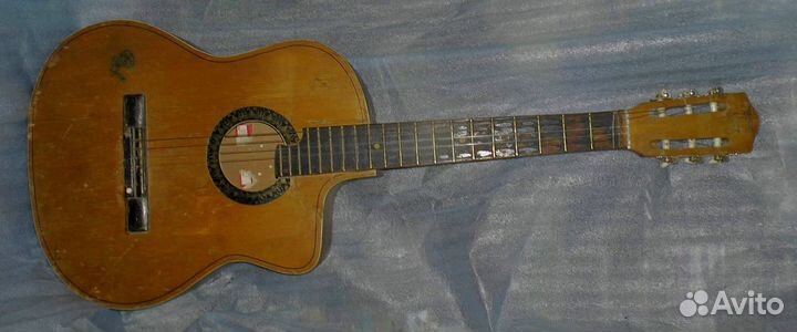 Гитара акустическая (б-у, под настройку, нет струн
