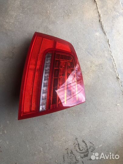 Фонарь задний наружный левый