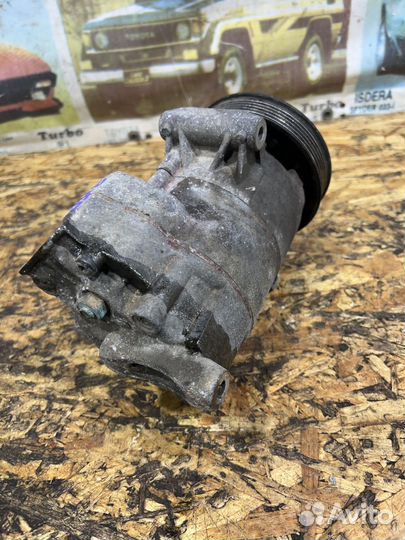 Компрессор кондиционера Опель Астра J