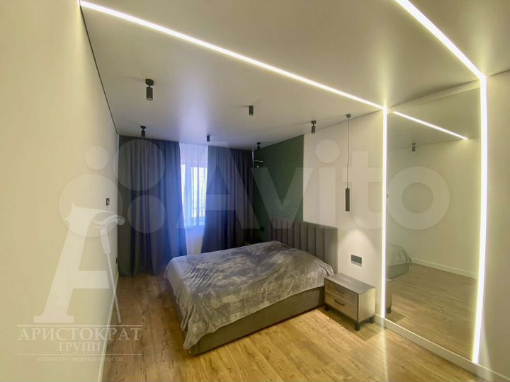 2-к. квартира, 67 м², 4/4 эт.