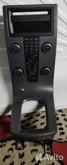 Дисплей Volvo s40 2008