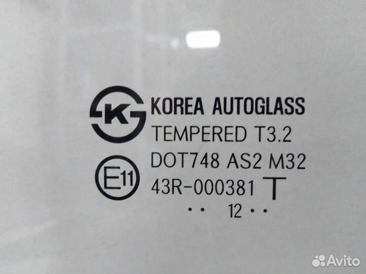 Стекло двери задней правой Kia Rio 3 UB 2011-2017