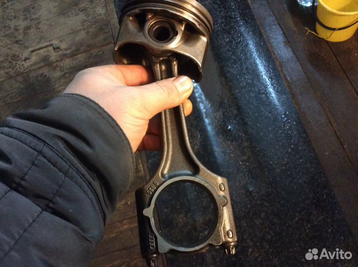 1.8 TSI поршень DF + шатун 23мм