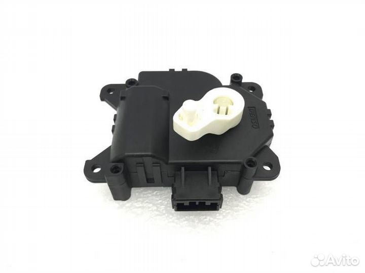 Моторчик заслонки печки Honda Accord 8 R20A3 2009