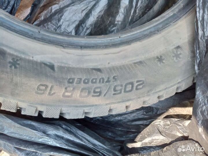 Michelin  Defender XT 255/60 R16