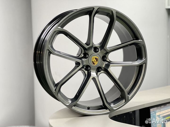 Кованые диски на Porsche Macan R21 производство РФ