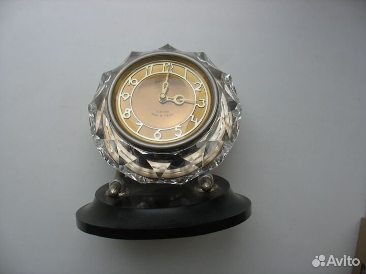 Механические настольные часы маяк.СССР