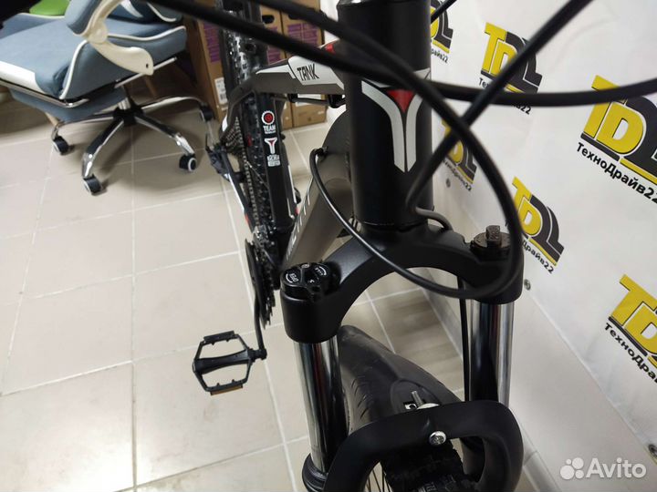 Новый горный велосипед 27,5