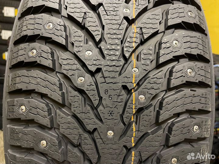 Ikon Tyres Autograph Ice 9 SUV 265/45 R21 108T