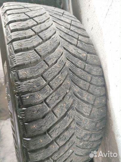 Michelin X-Ice North 4 SUV 255/55 R18