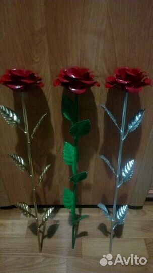 Розы металлические