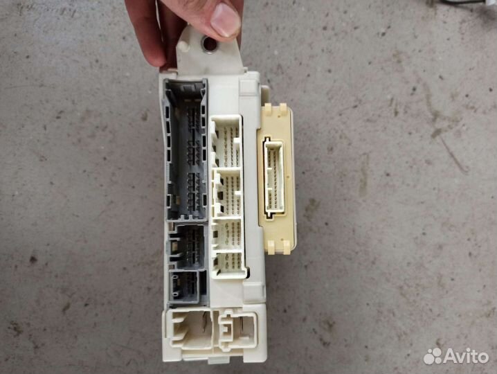 Блок предохранителей Lexus GS450H