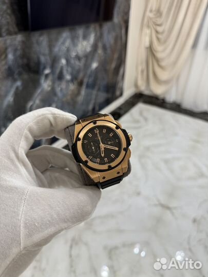 Часы hublot