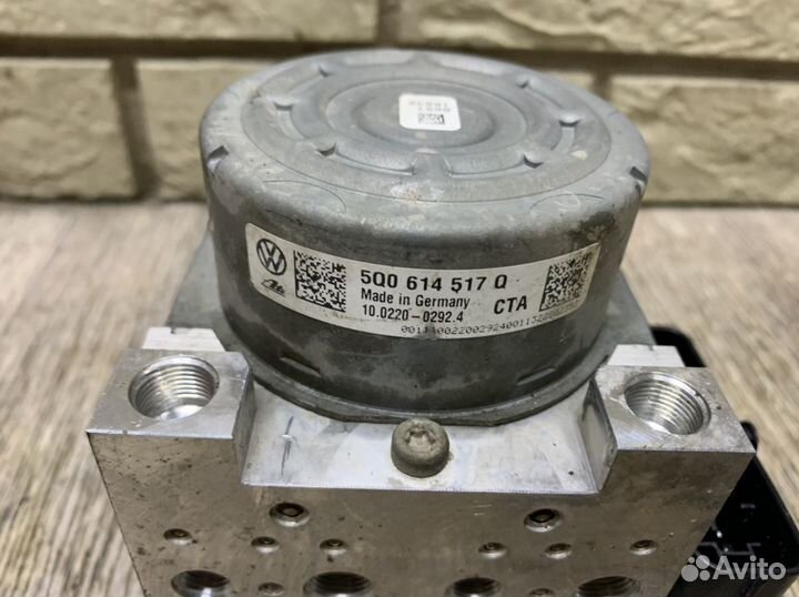 Skoda Octavia A7 Блок ABS (насос)