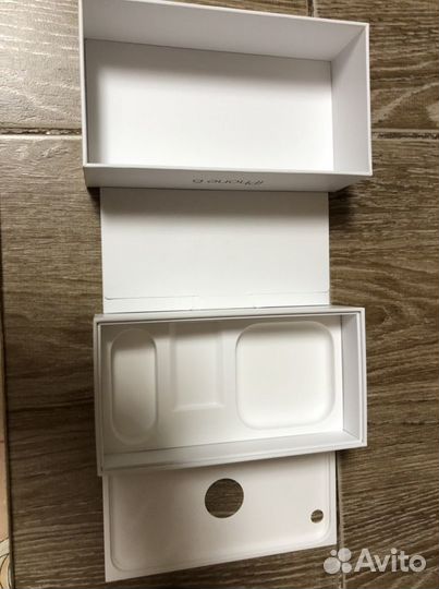 Коробка от iPhone 6