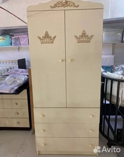 Шкаф детский двухсекционный