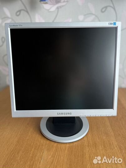 Монитор Samsung SyncMaster 721 n