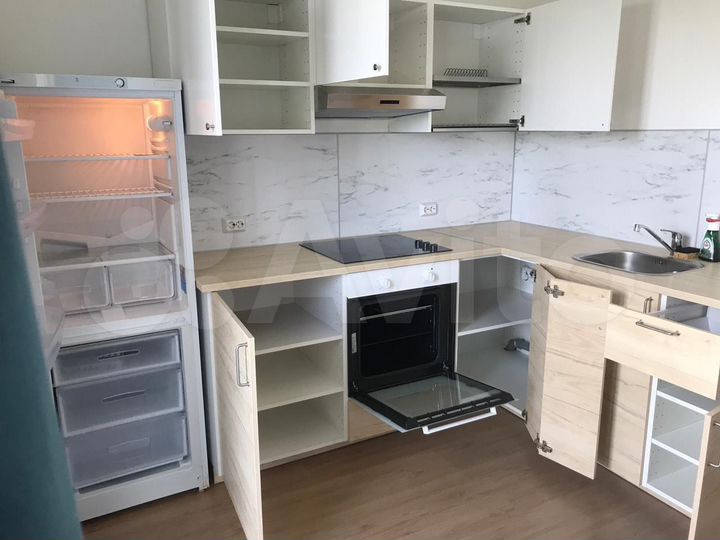 > 9-к. квартира, 35,7 м², 7/25 эт.