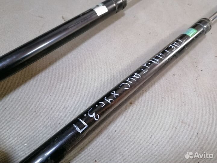 Амортизатор задней двери Toyota Lite Ace 1989