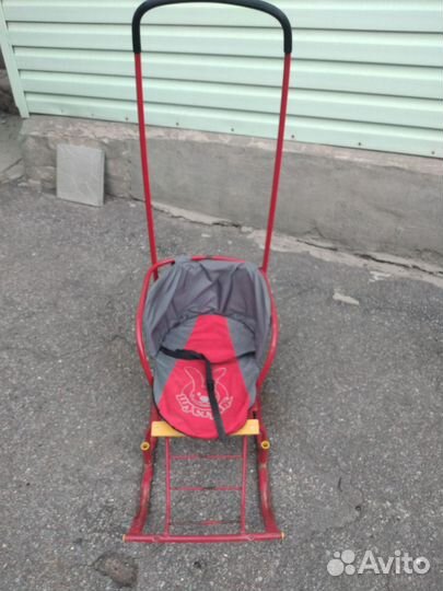 Санки для ребенка с подстилкой на калесах