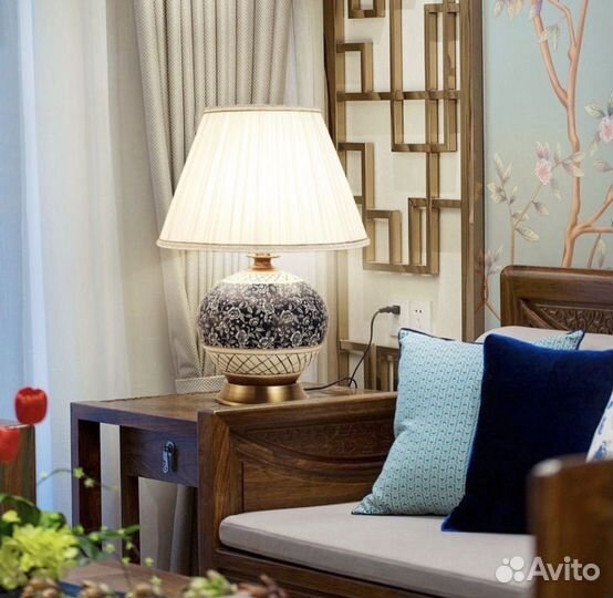 Светильник настольный,лампа с абажуром