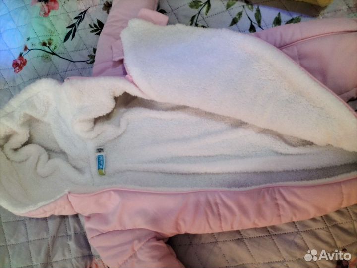 Зимний комбинезон для девочки