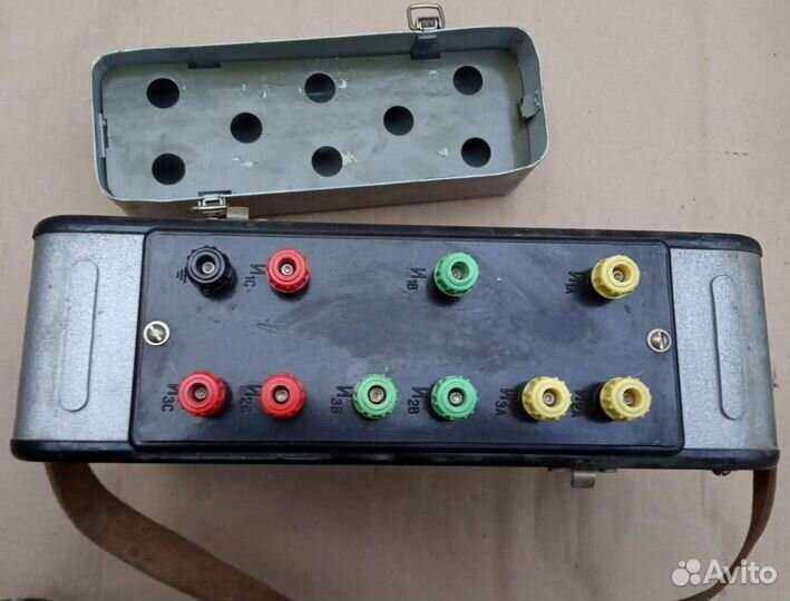Блок трансформаторов тока и-508