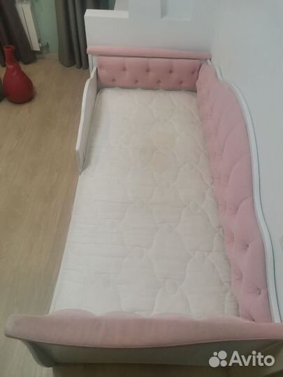 Детская кровать мягкая с ящиками