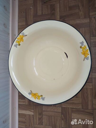 Таз эмалированный