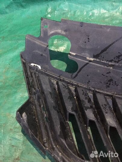 Решетка радиатора Skoda Rapid 2012-2020 г