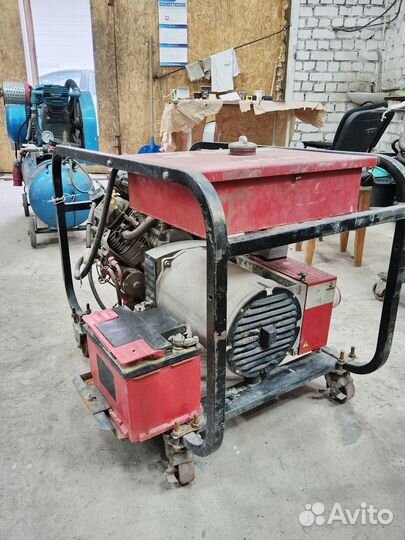 Бензиновый генератор Gesan G 12 TF V