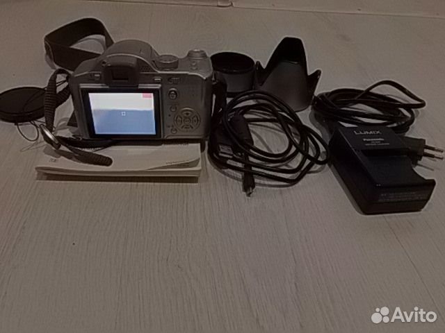 Цифровая фотокамера Panasonic