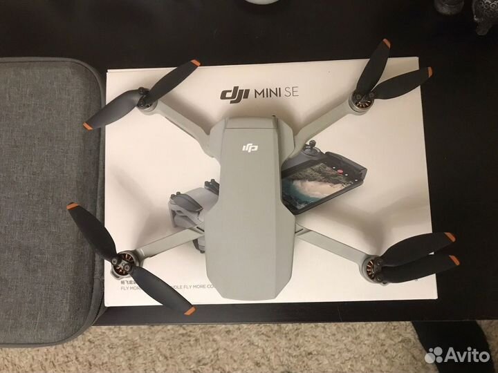 Квадрокоптер dji mini se fly more combo