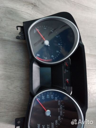 Приборная панель Ford