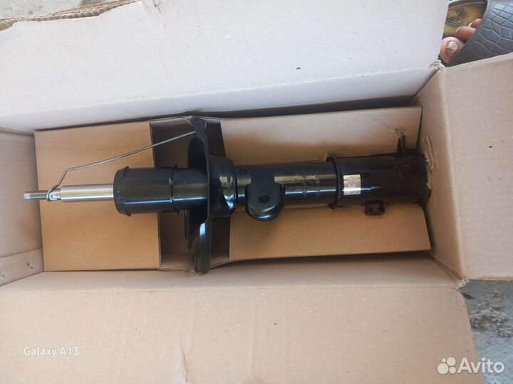 Амортизатор Hyundai Grand Starex