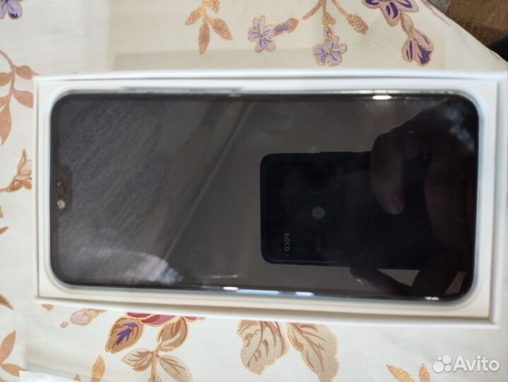 HONOR 10, 4/64 ГБ