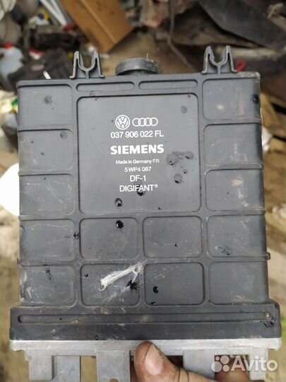 Продам эбу пассат б3