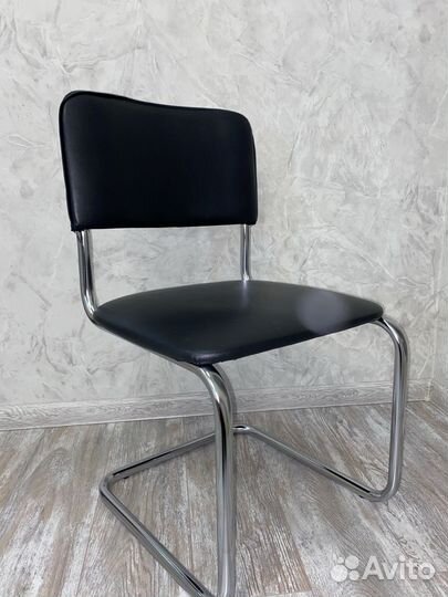 Офисный стул