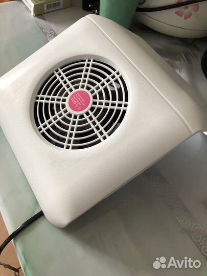 Пылесос для маникюра