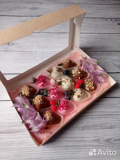 Клубника в шоколаде/в коробке/букет из клубники