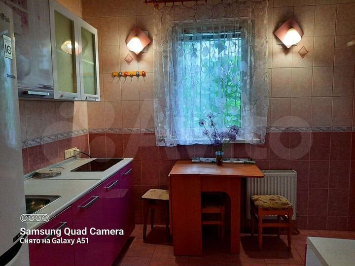 2-к. квартира, 60 м², 2/2 эт.