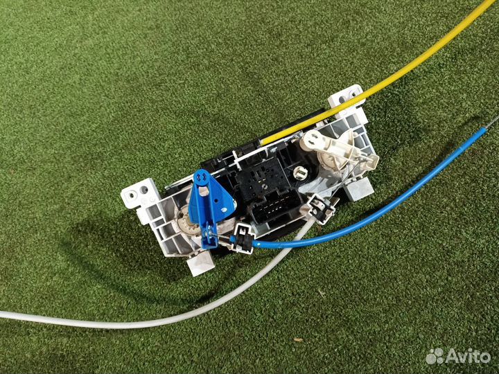 Блок управления климатической установкой Nissan